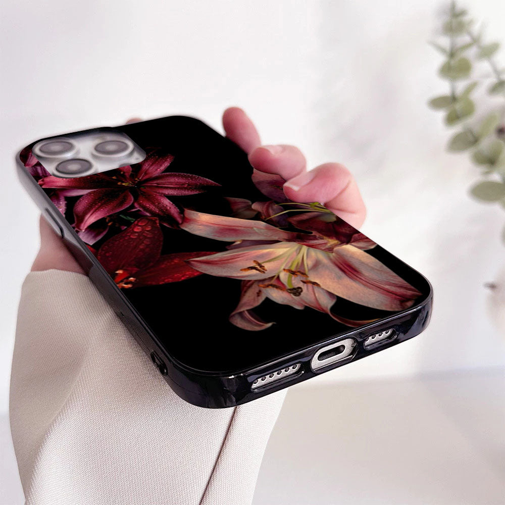 Funda de Celular con Flores de Lirio Rojas